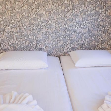 Uphill Unique Boutique Suites Skiathos Exterior foto