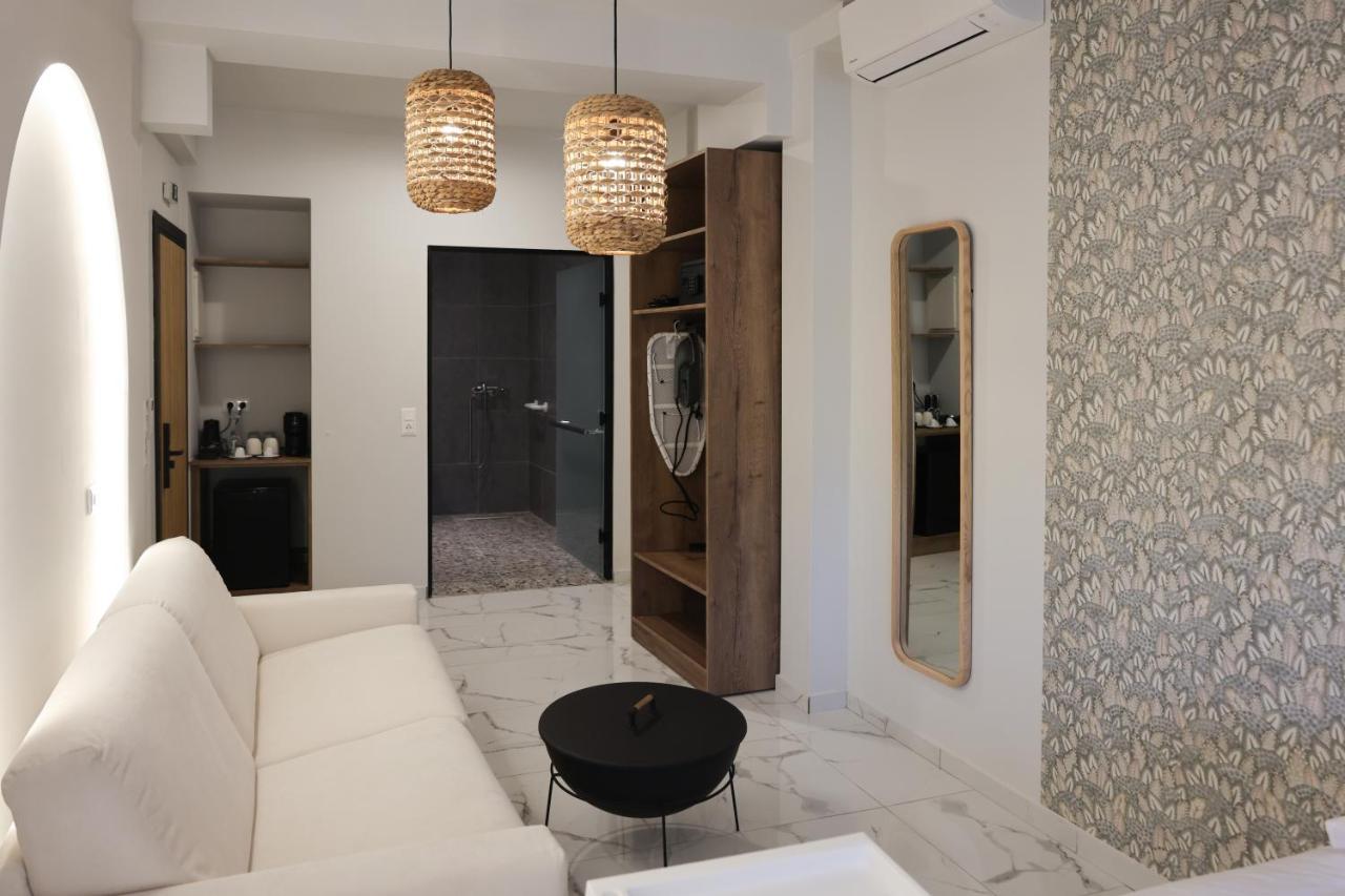 Uphill Unique Boutique Suites Skiathos Exterior foto