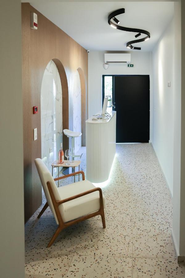 Uphill Unique Boutique Suites Skiathos Exterior foto