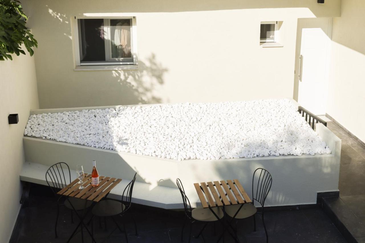Uphill Unique Boutique Suites Skiathos Exterior foto